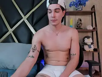 Stripchat Free Porn Cam of Karimferrer