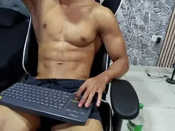 Stripchat Free Live Porn of chriss_jones1