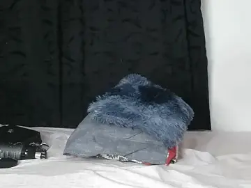 Stripchat Adult Video Chat of lunahototinparis18