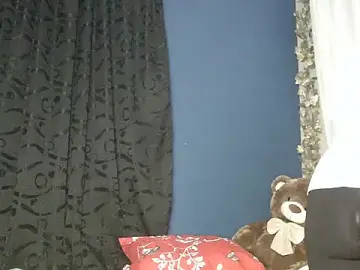 Stripchat Watch Live Sex Cams of lunahototinparis18