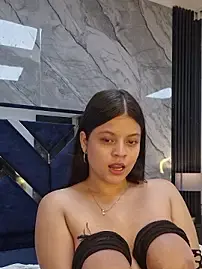 Stripchat Live Porn of KarinaSimonz
