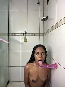 Stripchat Sex Cam of LorenaSirena