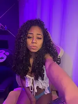 Stripchat Free Live Porn of LorenaSirena