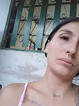 Stripchat Live Sex Cam of single_mother_indecent