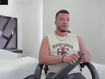 Stripchat Live Sex of AnnieAndStefan