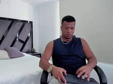 Stripchat Free Live Porn of AnnieAndStefan