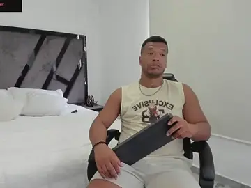 Stripchat Free Porn Cam of AnnieAndStefan