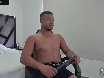 Stripchat Adult Webcams of AnnieAndStefan