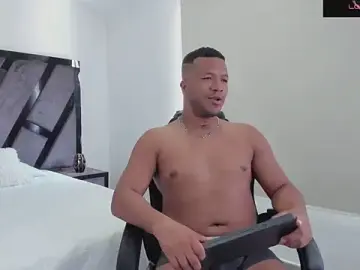 Stripchat Live Sex of AnnieAndStefan