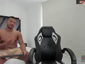 Stripchat Free Porn Cam of AnnieAndStefan
