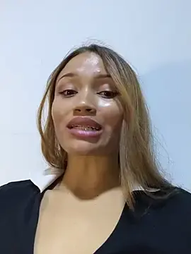 Stripchat Live Sex Cam of AnnieAndStefan