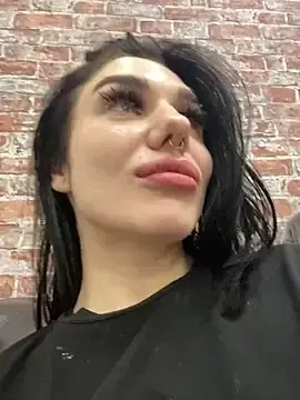 Stripchat Free Porn Cam of MaeveMoon