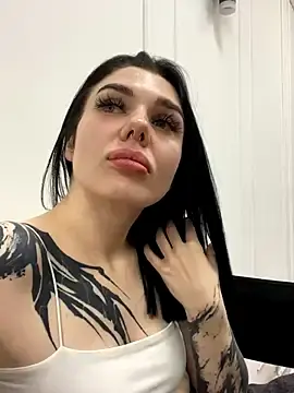 Stripchat Live Sex of MaeveMoon