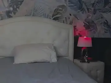 Stripchat Free Porn Cam of MaeveMoon