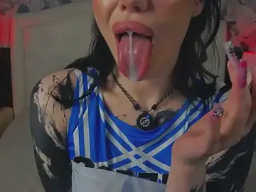 Stripchat Live Sex Cam of MaeveMoon