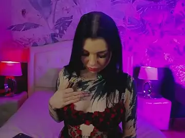 Stripchat Nude Webcam of MaeveMoon