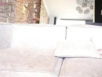 Stripchat Free Live Porn of Elise_Diamond
