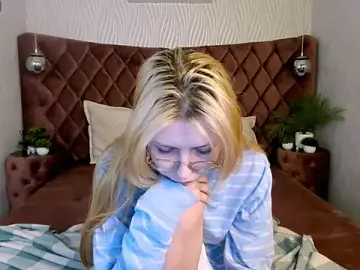 Stripchat Free Porn Cam of Grace_blush