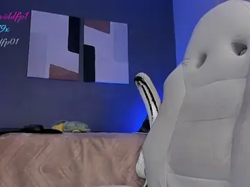 Stripchat Live Sex Cam of nau_fonseca1